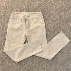 DL1961 mid-rise skinny ankle length jeans, white